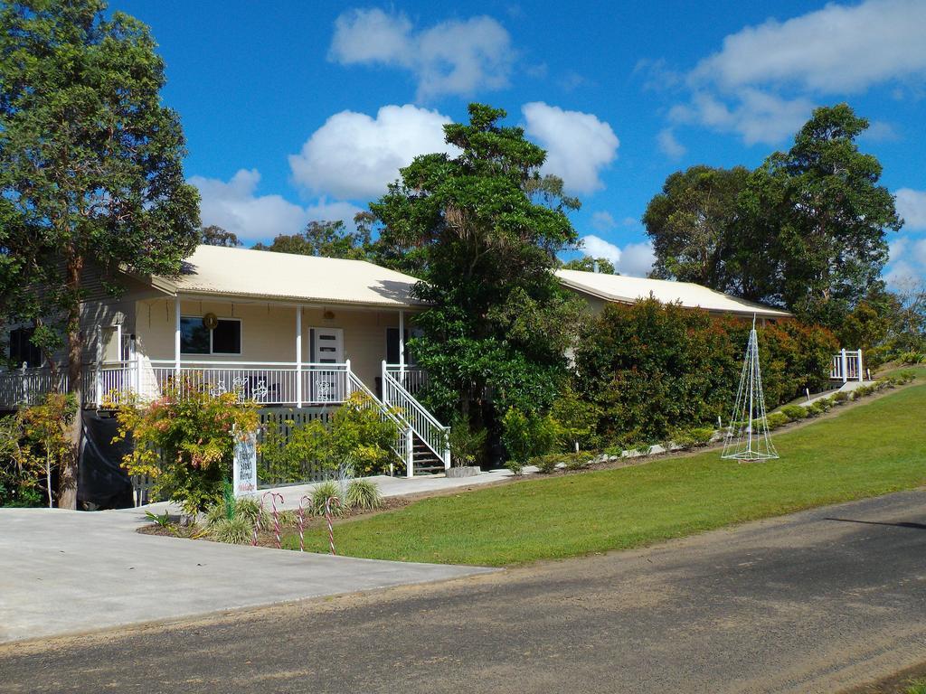 Tinaroo Sunset Retreat Bed and Breakfast Barrine Rum bild